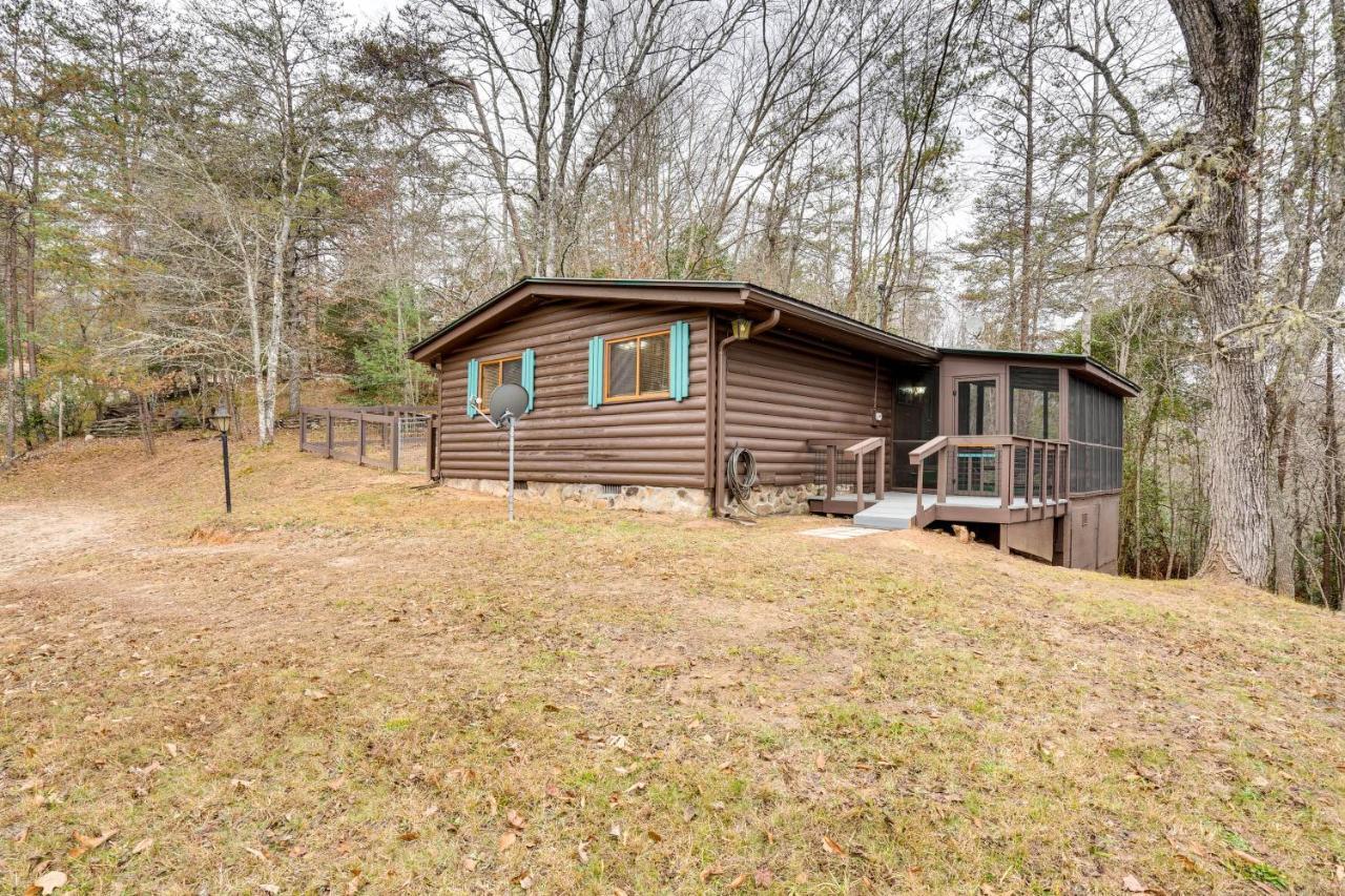 Peaceful Warne Cabin Fenced Yard And Screened Porch Brasstown Zewnętrze zdjęcie